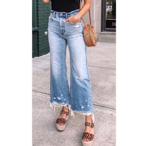 Abercrombie & Fitch Ultra High Rise Cropped Wide Leg Distressed Jeans